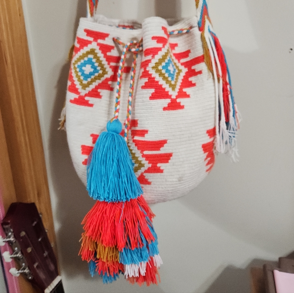 Wayuu Mochila Colombian Handmade Bag white, hot coral, turquoise, mustard gold